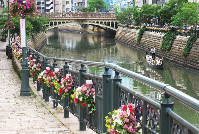 納屋橋周辺の広場・遊歩道